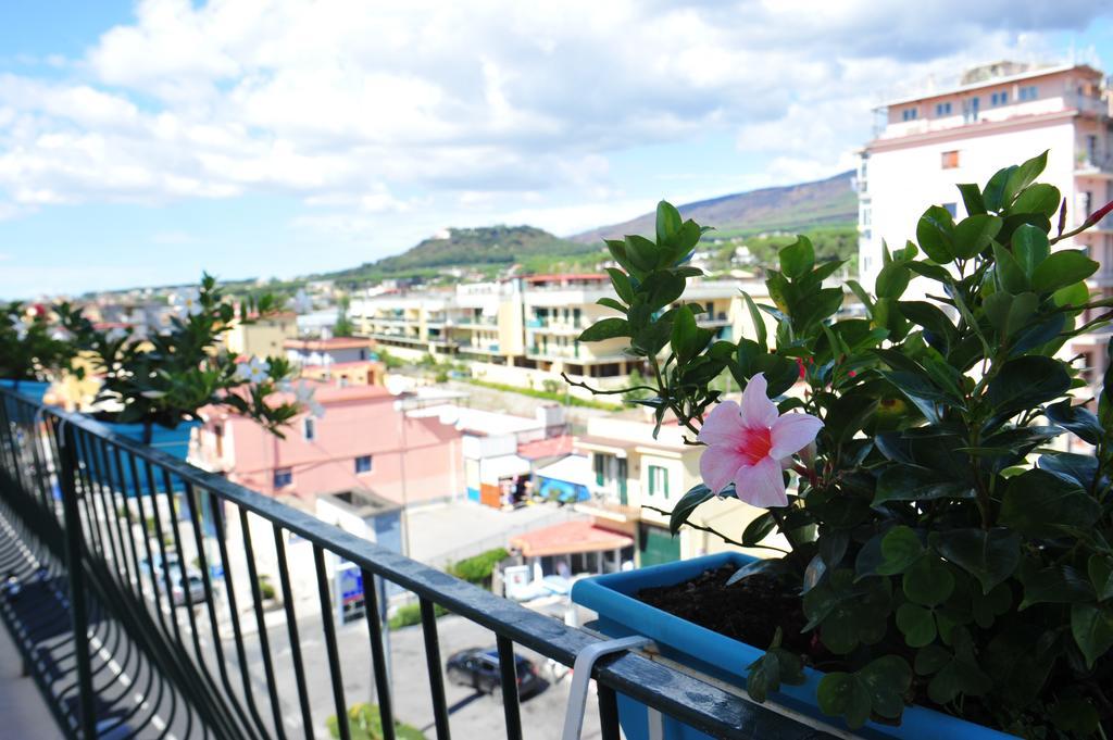 Hotel The Last Floor Torre del Greco Exterior foto