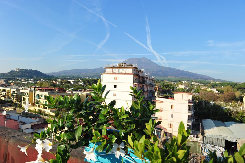 Hotel The Last Floor Torre del Greco Exterior foto